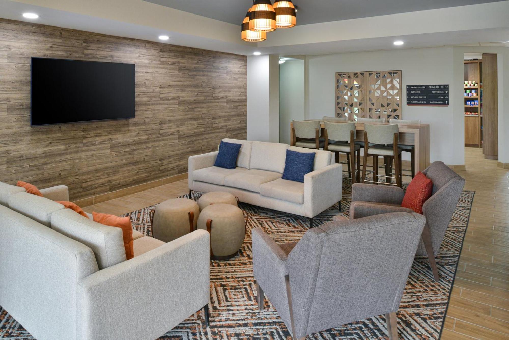 Candlewood Suites Kansas City Northeast By Ihg Exterior foto