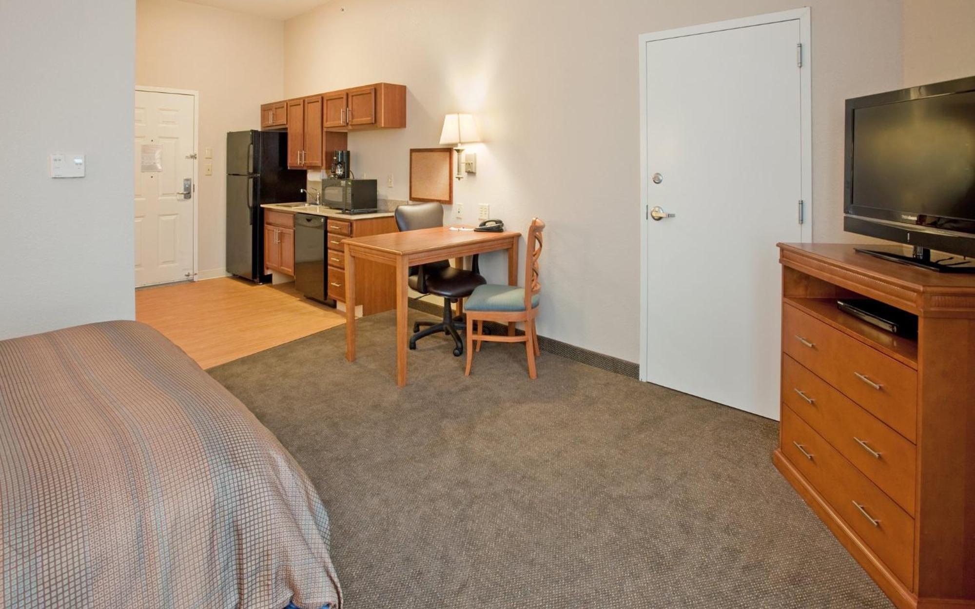 Candlewood Suites Kansas City Northeast By Ihg Exterior foto